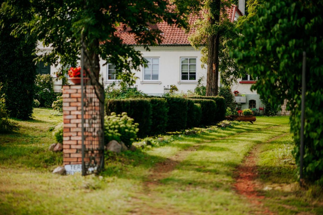 Dwor Mulawki Villa Luaran gambar